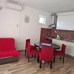 Apartment In Brodarica With Sea View, Balcony, Air Conditioning, Wifi Razine