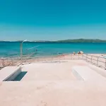 In Brodarica With Sea View, Balcony, Air Conditioning, Wifi Razine
