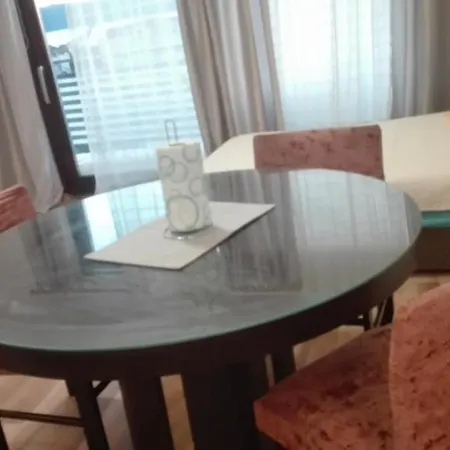 In Brodarica With Sea View, Balcony, Air Conditioning, Wifi Apartment Razine