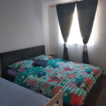 Apartment In Brodarica With Sea View, Balcony, Air Conditioning, Wifi *