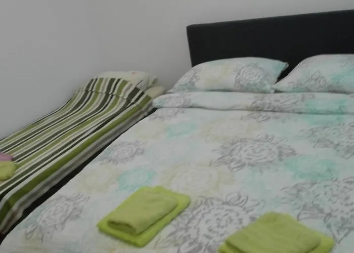 In Brodarica With Sea View, Balcony, Air Conditioning, Wifi * Razine