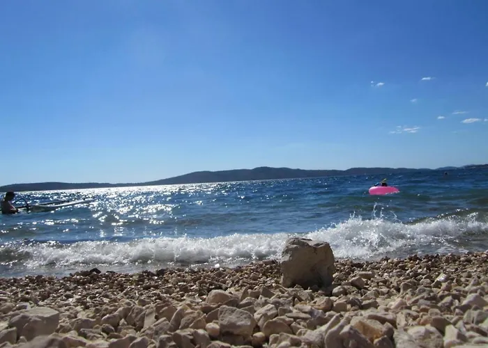 Apartment In Brodarica With Sea View, Balcony, Air Conditioning, Wifi Razine